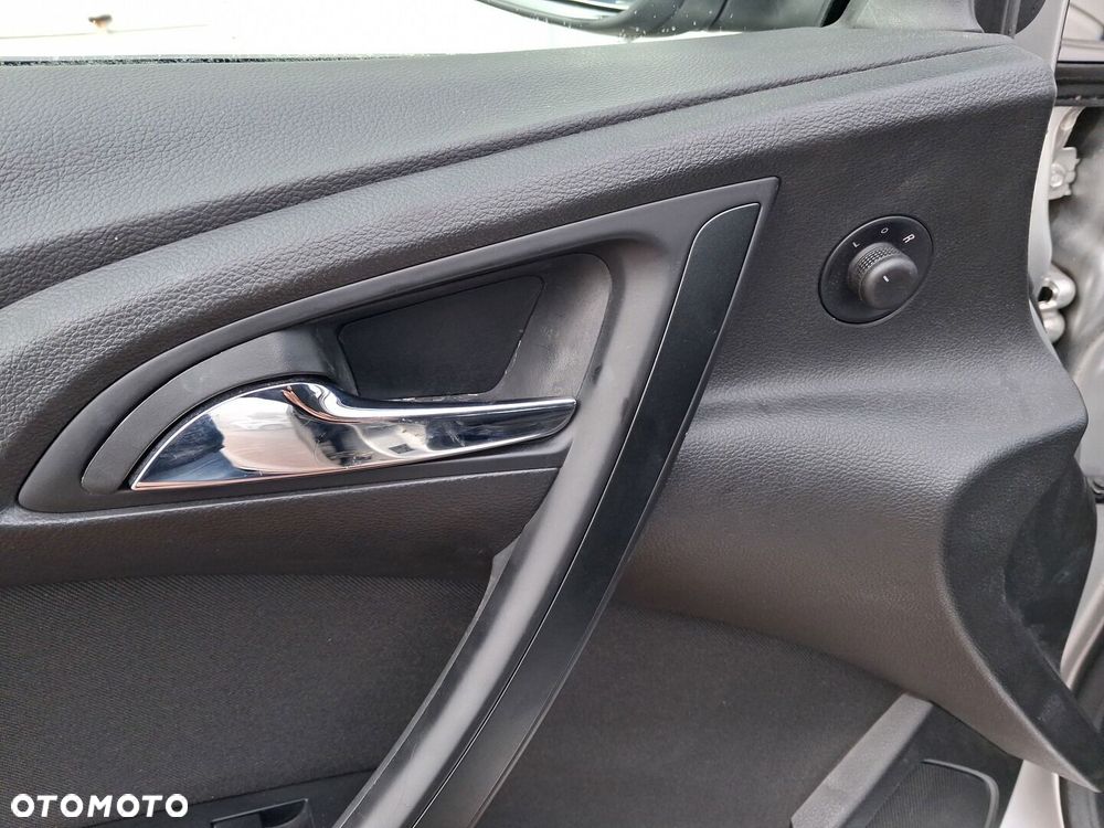 Opel Astra - 20