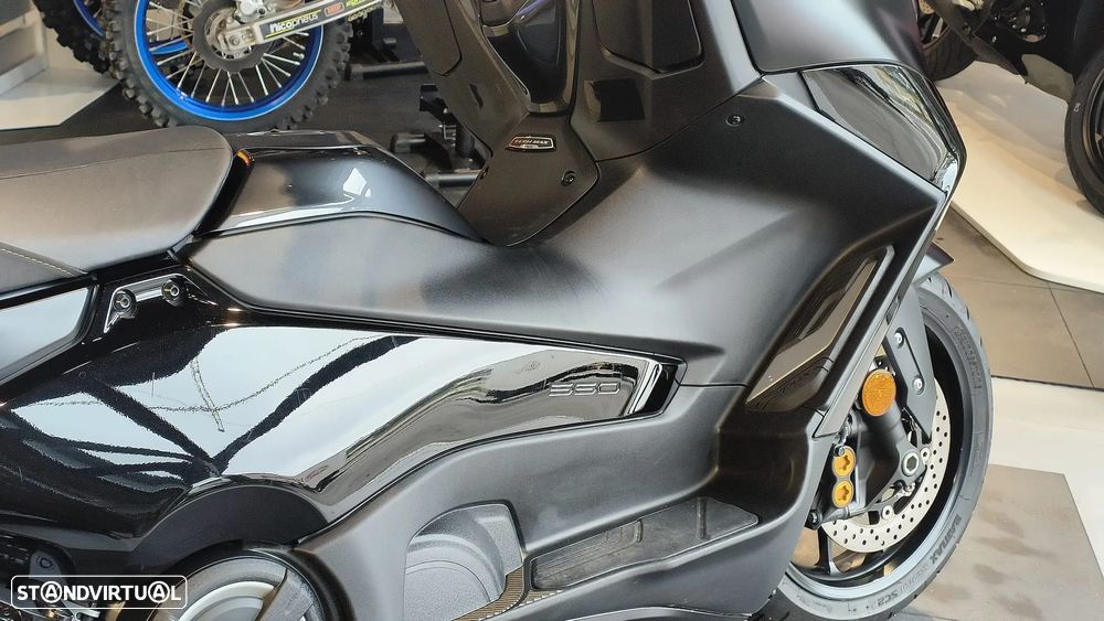 Yamaha TMAX 560 TechMax - 4