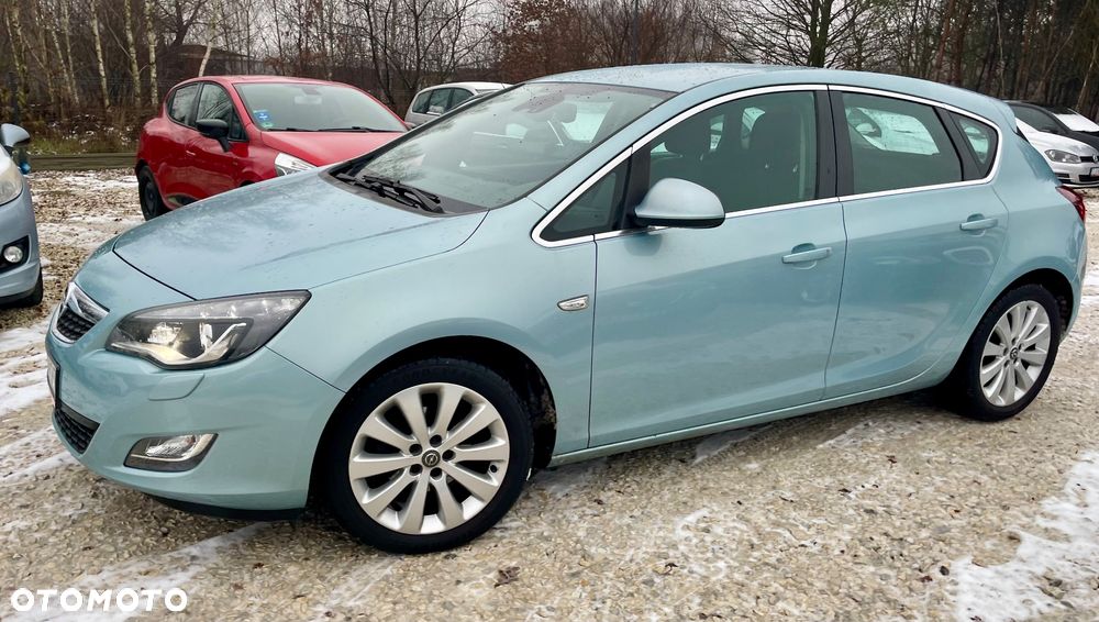 Opel Astra 1.6 NAVI - 10