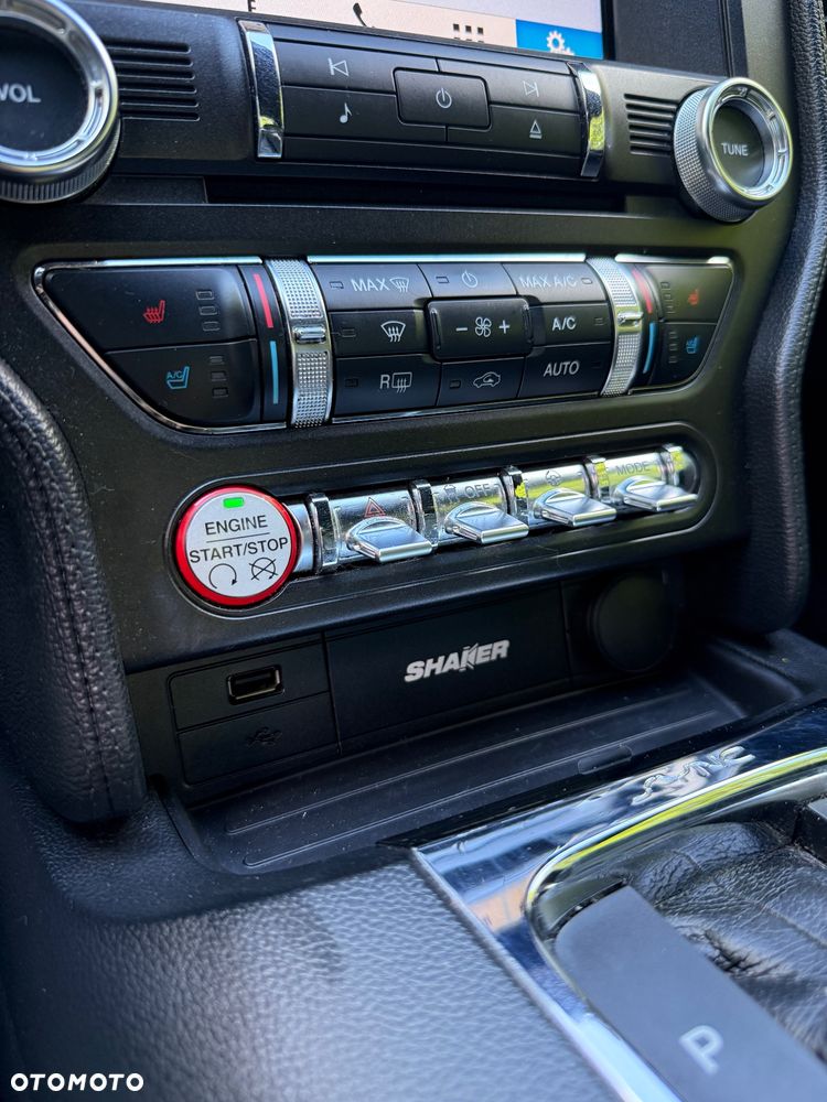 Ford Mustang 2.3 EcoBoost - 26