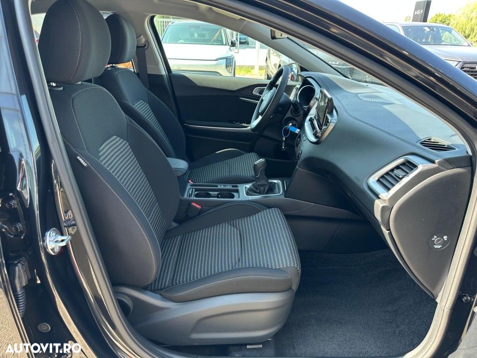 Kia XCeed 1.0 T-GDI 6MT City - 17