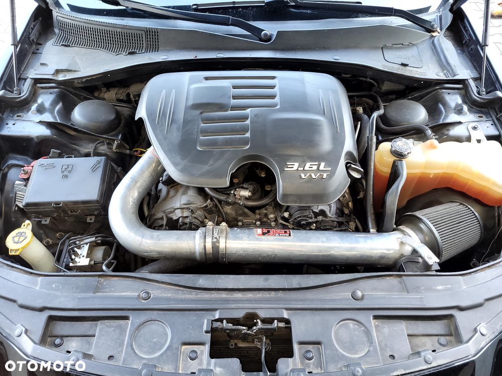 Chrysler 300C - 33