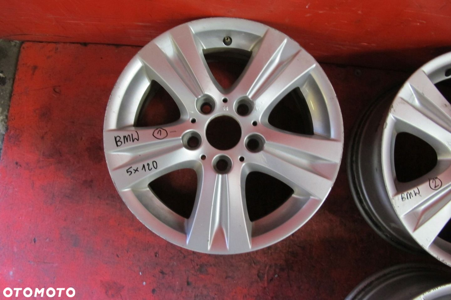 BMW E87 LCI LIFT E81 FELGI ALUMINIOWE 16 7J ET44 5x120 6779696 - 2