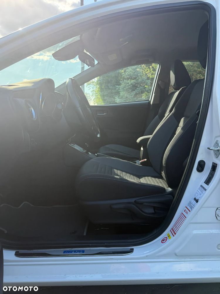 Toyota Auris - 9