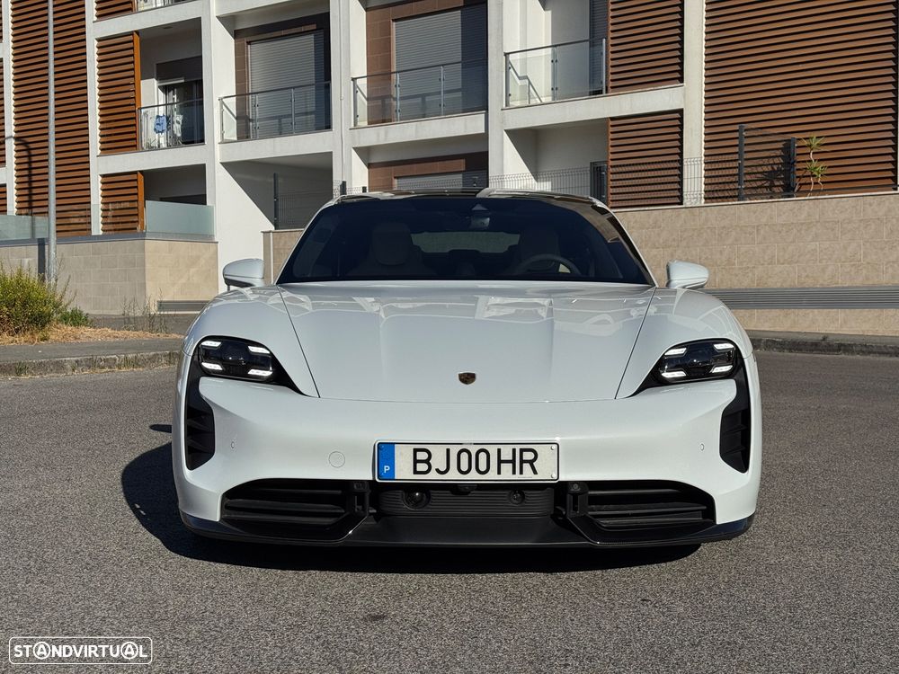 Porsche Taycan Turbo S - 2