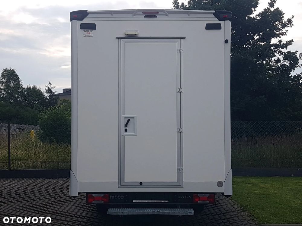 Iveco DAILY KONTENER NISKOPODŁOGOWY 4,44x2,23x2,43 SKLEP FOODTRUCK BAR KLIMA KONIOWÓZ KAMPER - 16