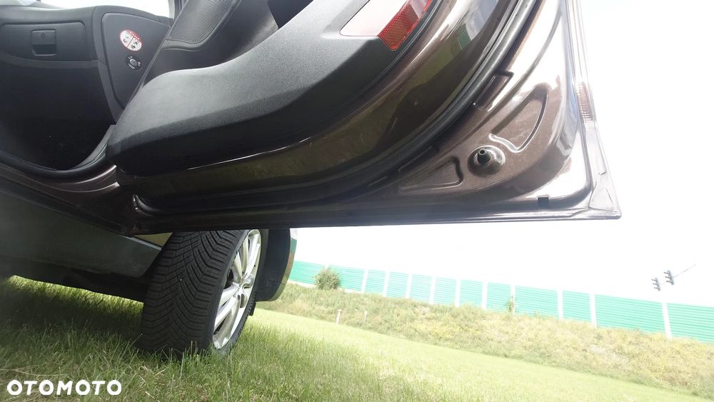 Hyundai ix35 2.0 Premium 2WD - 25
