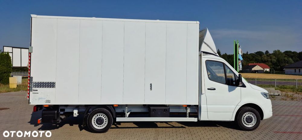 Mercedes-Benz Sprinter - 8