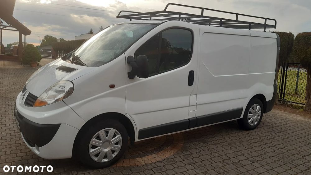 Renault TRAFIC - 12