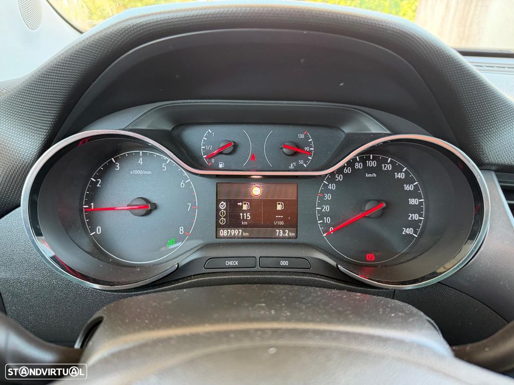 Opel Crossland X 1.2 120 Anos - 9