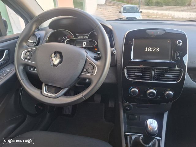 Renault Clio 0.9 TCe Limited - 11