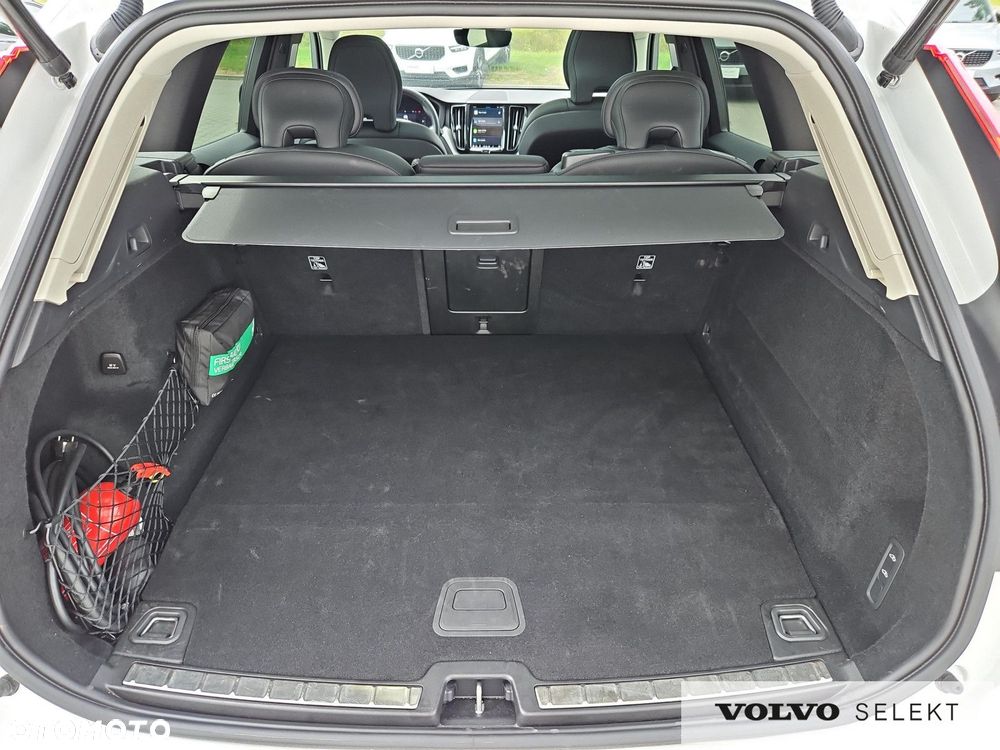 Volvo XC 60 T8 AWD Plug-in Hybrid Plus Dark - 30