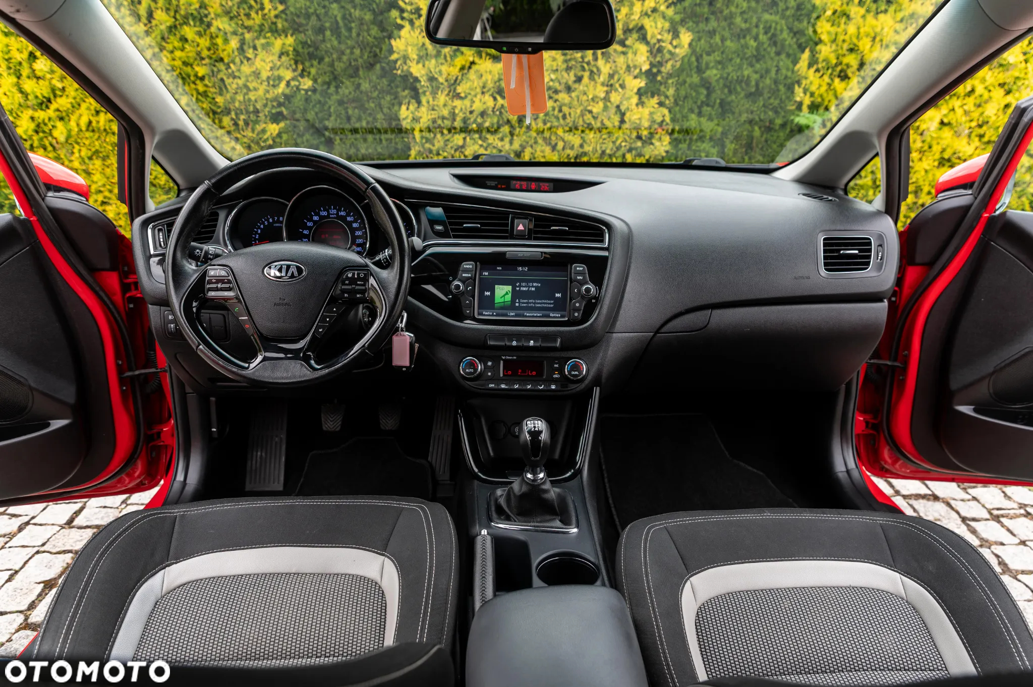 Kia Ceed 1.4 CVVT Dream-Team Edition - 21