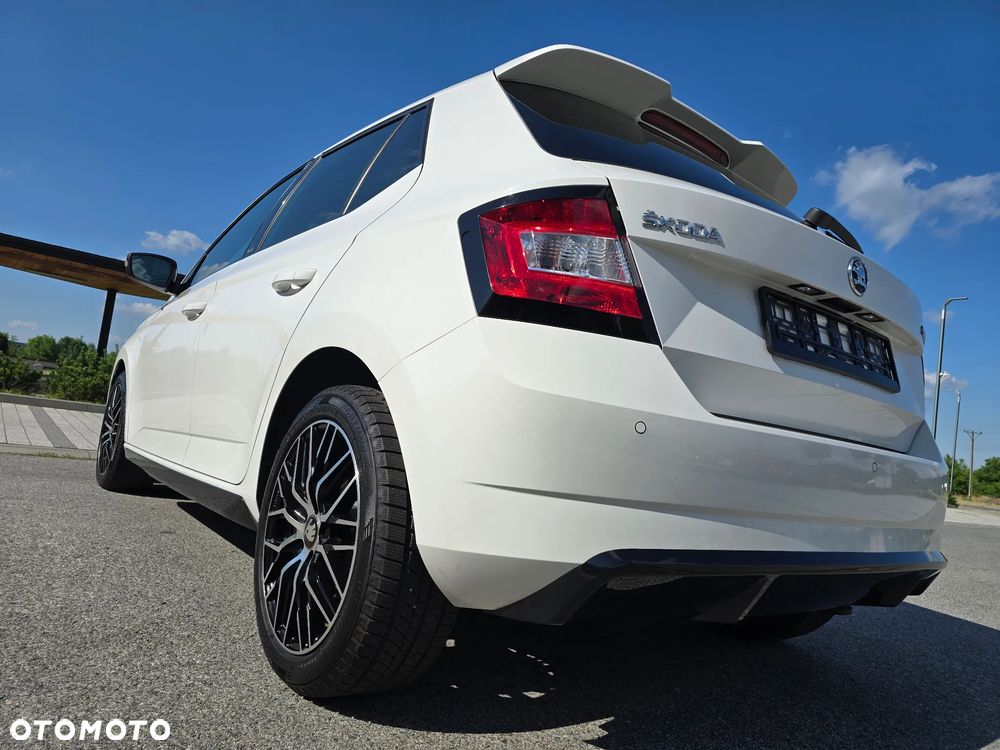 Skoda Fabia 1.0 TSI Monte Carlo - 21