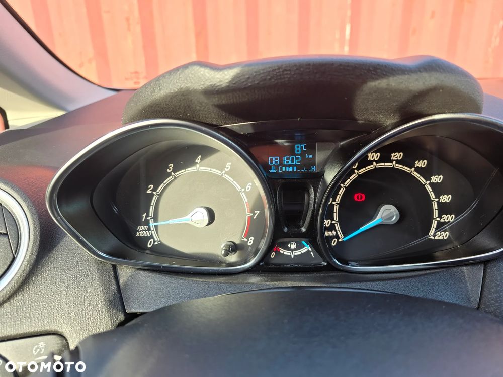 Ford Fiesta 1.25 Champions Edition - 11