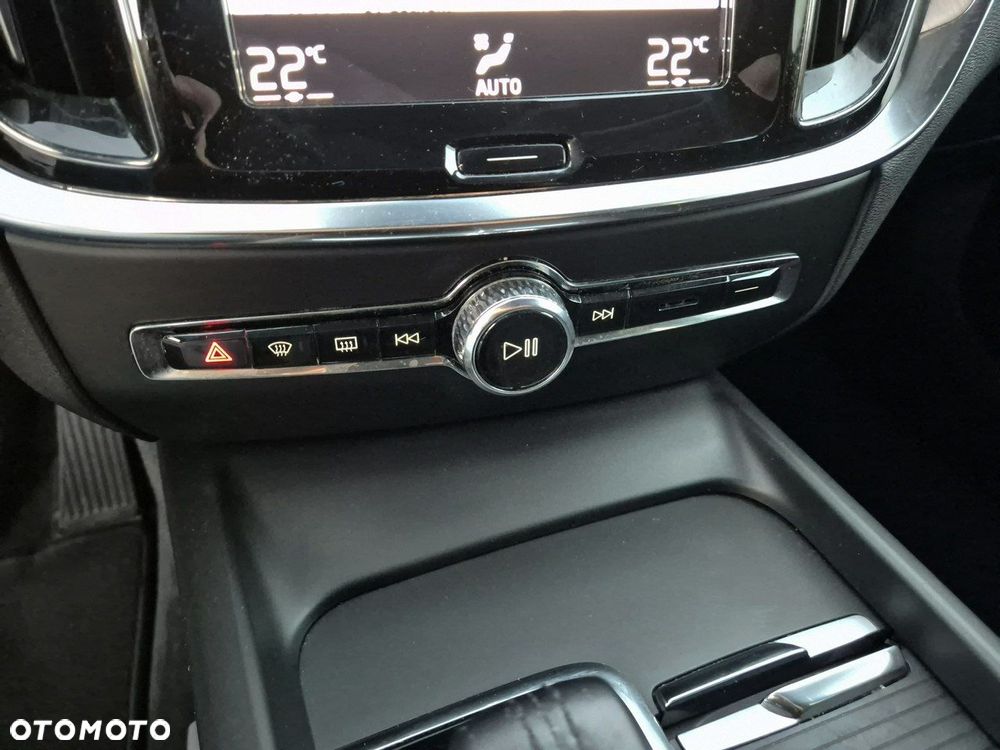 Volvo V60 B3 B Geartronic Momentum Pro - 17
