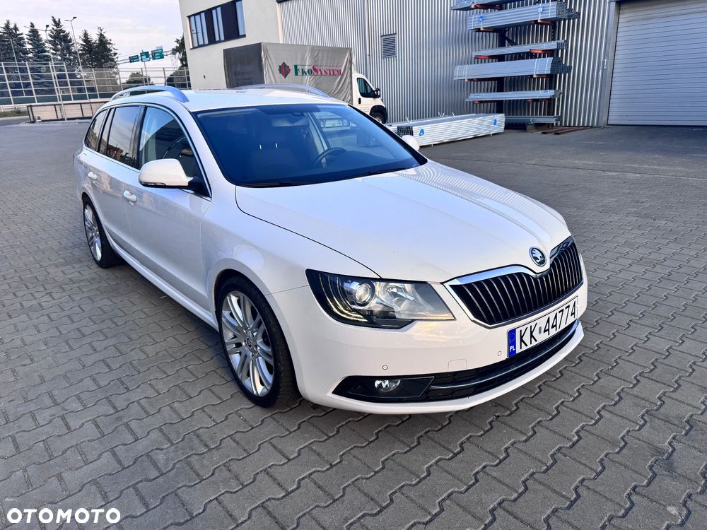 Skoda Superb 2.0 TDI 4x4 Ambition DSG - 3