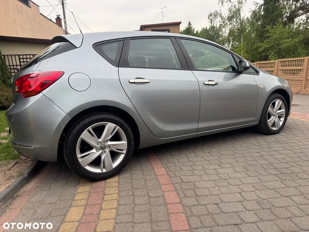 Opel Astra 1.6 Enjoy EU6 - 7
