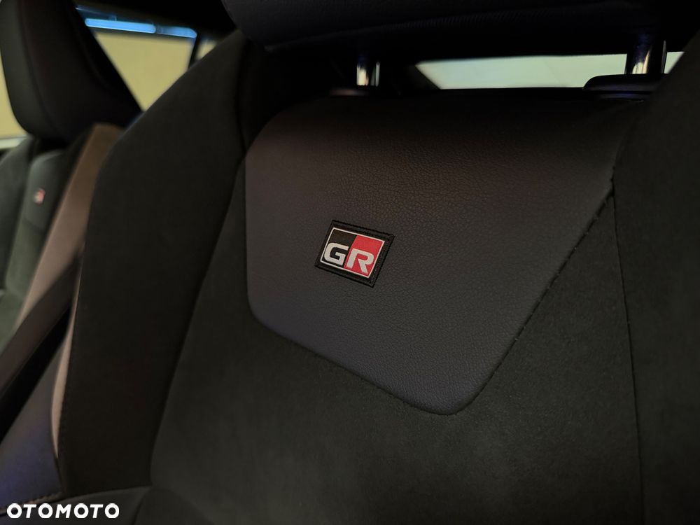 Toyota C-HR 2.0 Hybrid GR Sport - 19
