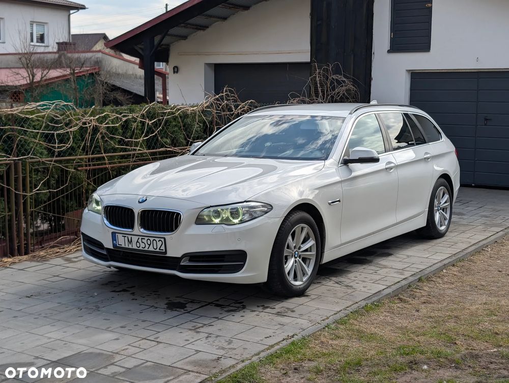 BMW Seria 5 520d xDrive - 1