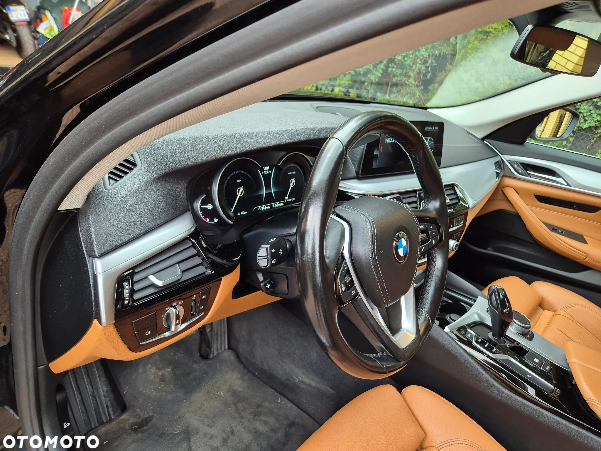 BMW Seria 5 520i - 12
