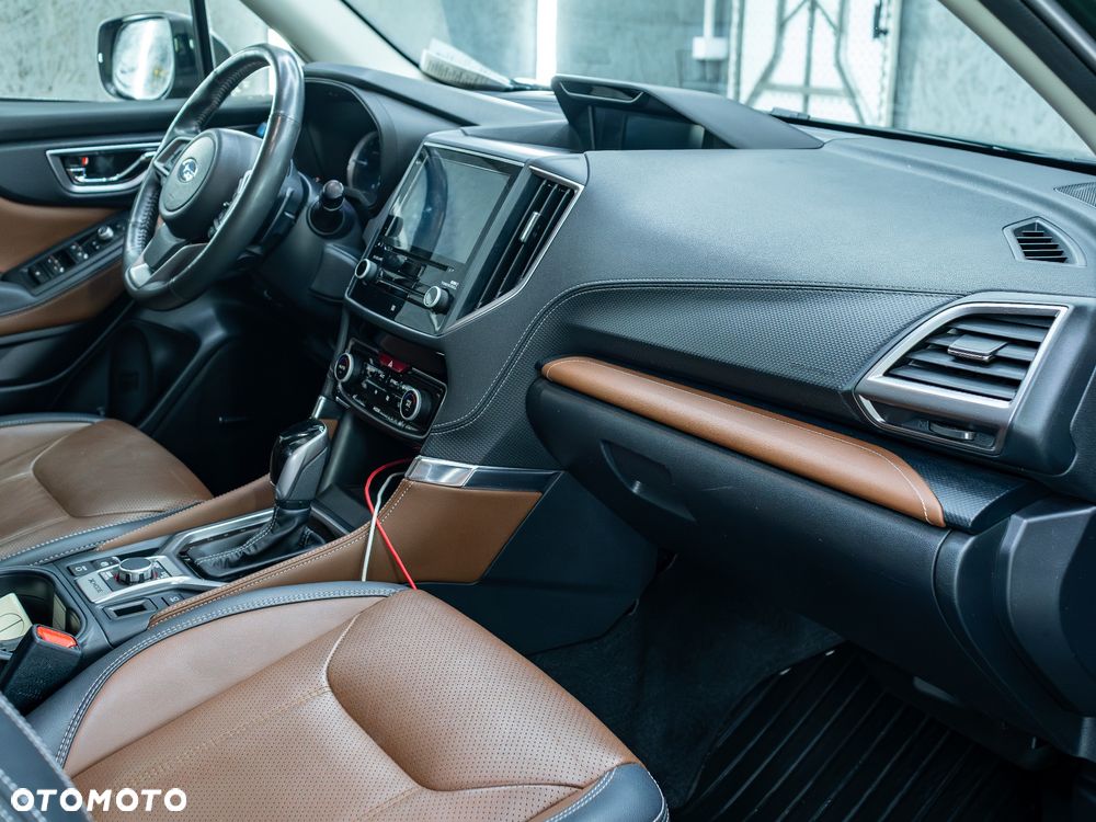 Subaru Forester 2.0i-L Platinum (EyeSight) Lineartronic - 8