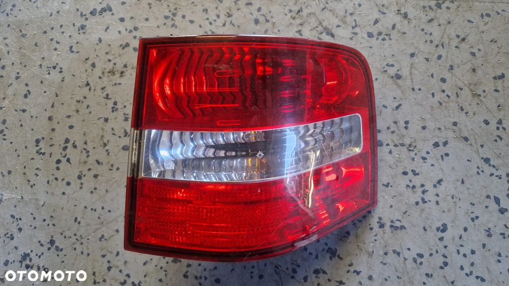 FIAT STILO KOMBI LAMPA TYŁ PRAWA - 1