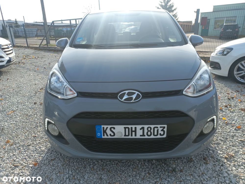 Hyundai i10 1.0 Fifa World Cup Edition - 2