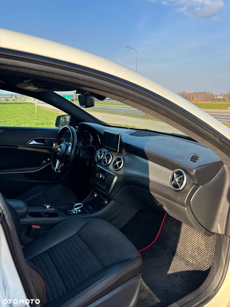 Mercedes-Benz CLA 45 AMG 4Matic 7G-DCT - 7