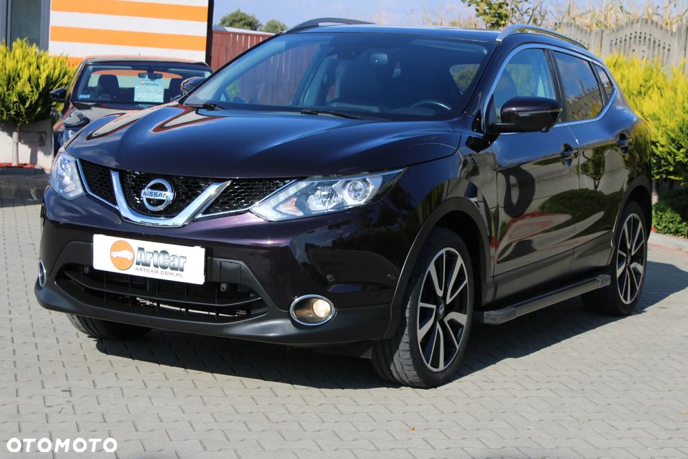 Nissan Qashqai 1.2 DIG-T TEKNA+ - 2