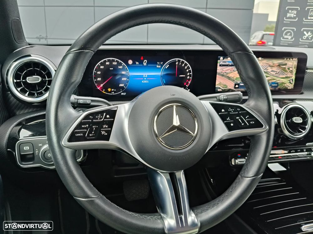 Mercedes-Benz A 250 e - 7