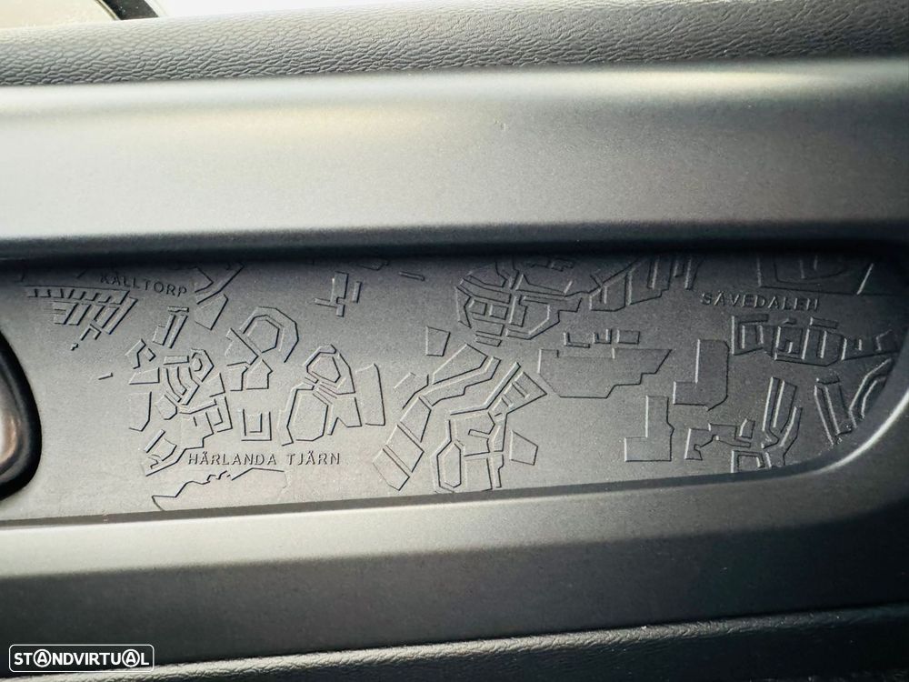 Volvo XC 40 1.5 T3 Momentum Plus - 29