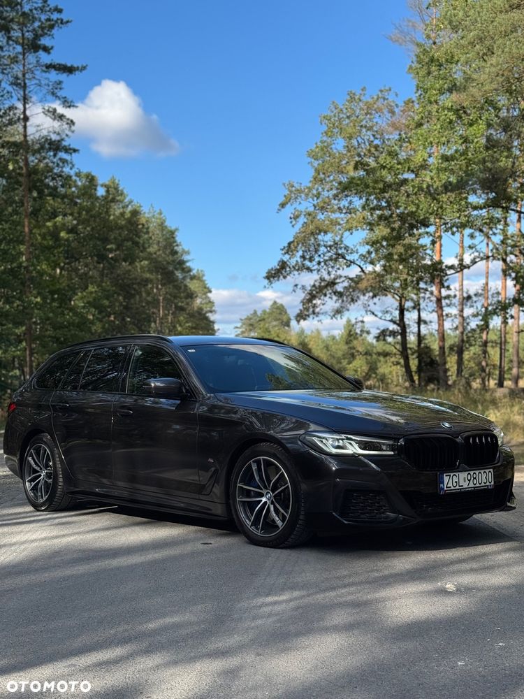 BMW Seria 5 530d xDrive Touring M Sport Edition - 5