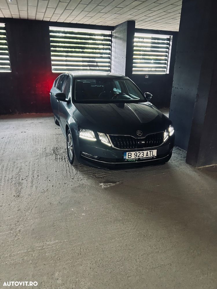 Skoda Octavia 2.0 TSI DSG Style - 2