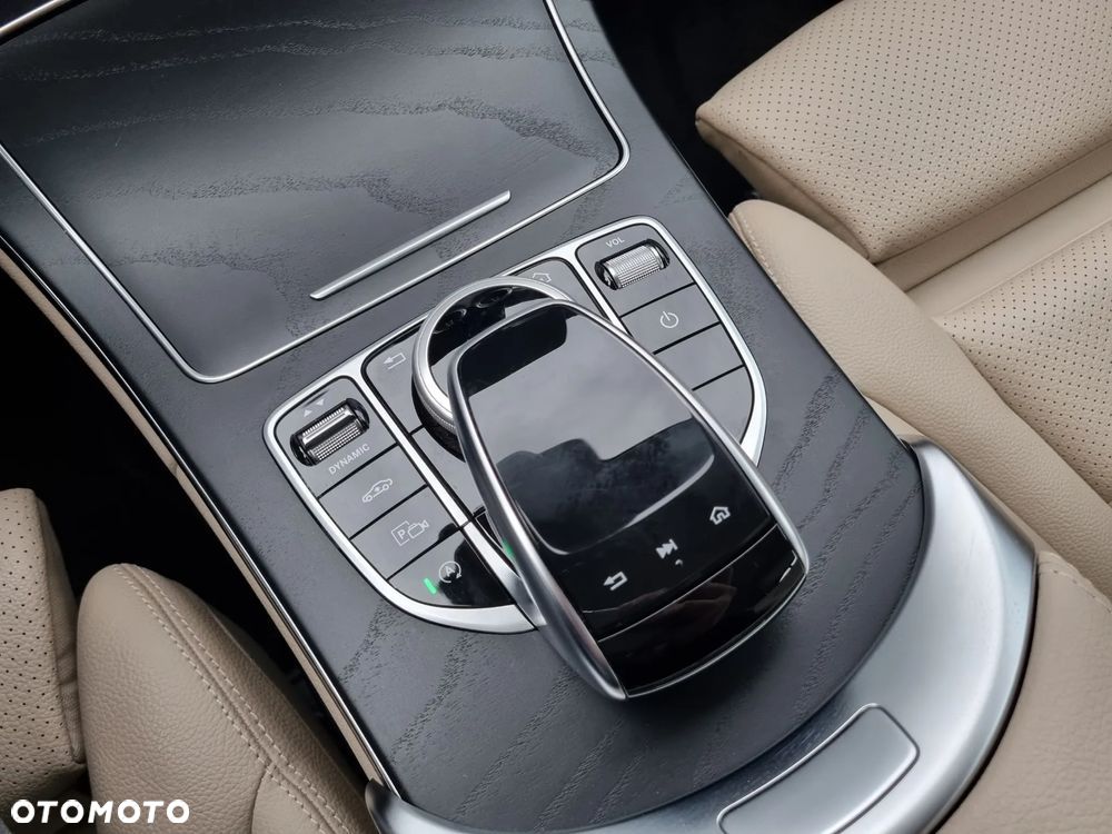 Mercedes-Benz Klasa C 220 d 9G-TRONIC Exclusive - 26