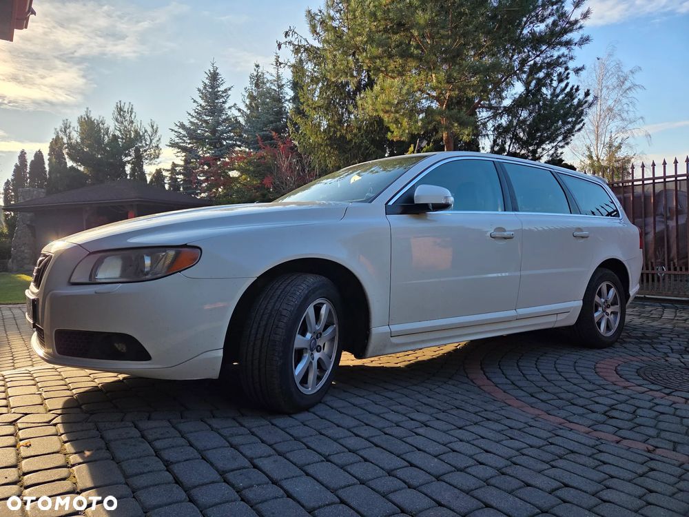 Volvo V70 D5 Summum - 7