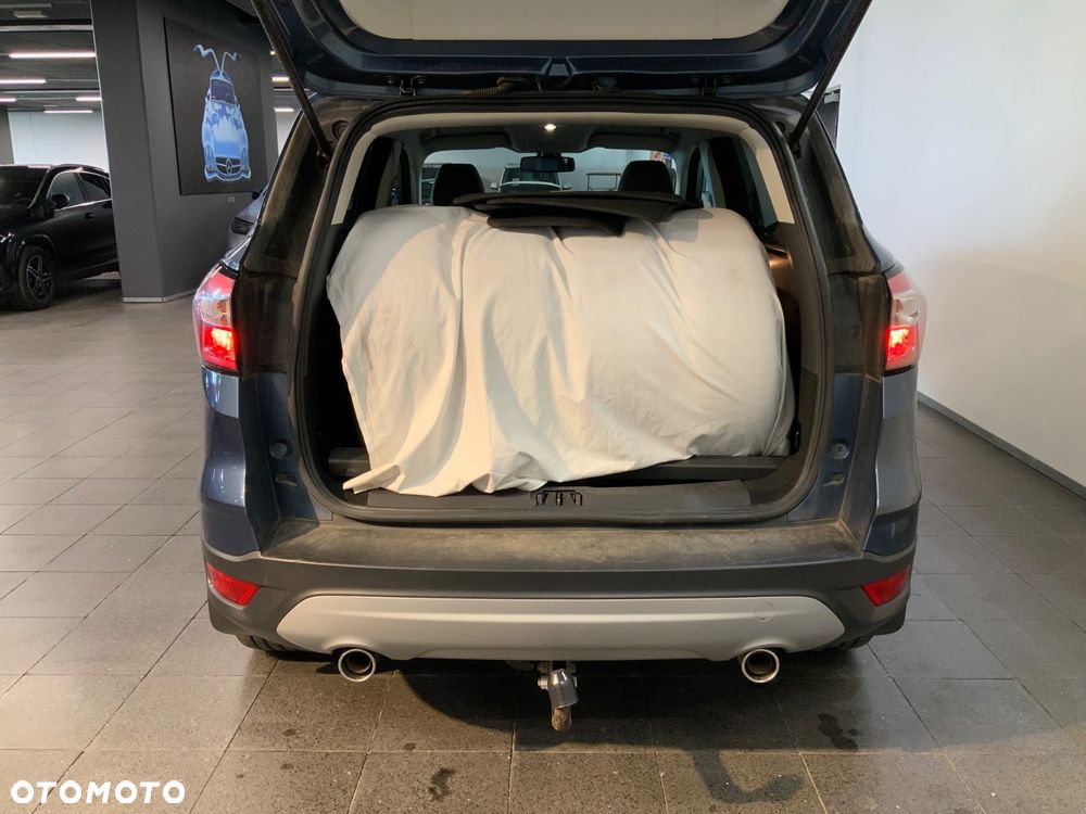 Ford Kuga 2.0 TDCi 2x4 Titanium - 9