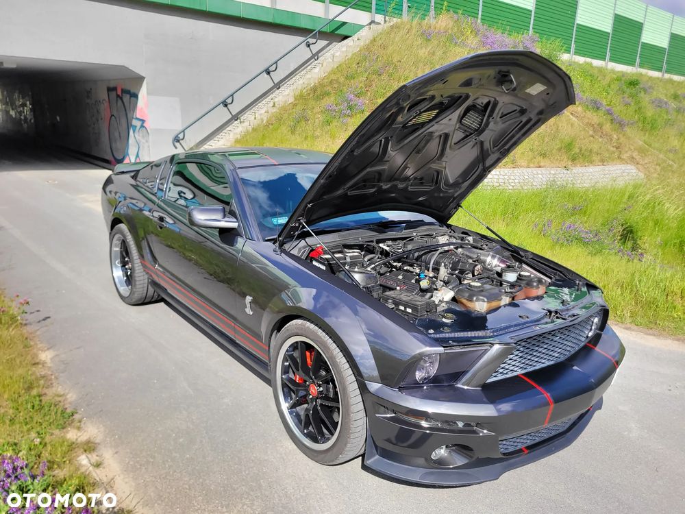 Ford Mustang Shelby GT500 - 8
