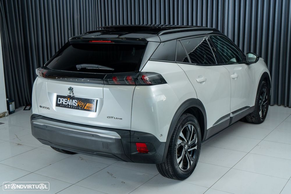Peugeot e-2008 50 kWh GT Line - 4