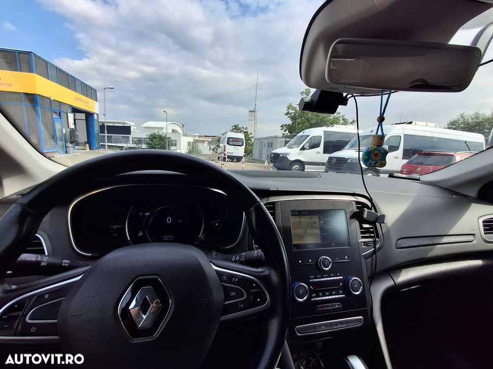 Renault Megane BLUE dCi EDC Intens - 8