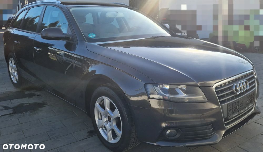 Audi A4 Avant - 2