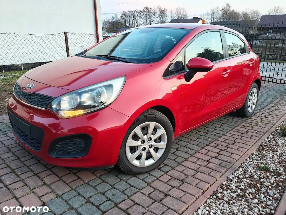 Kia Rio - 1