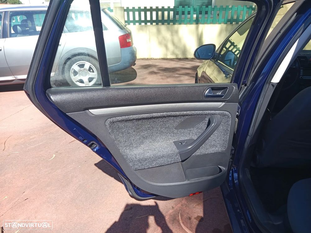 VW Golf Variant 1.4 TSi Confortline - 19
