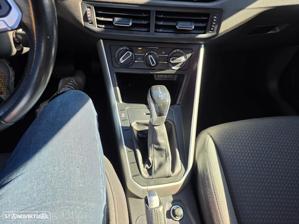 VW Taigo 1.0 TSI Urban Style DSG - 19