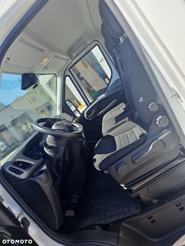 Iveco Daily | 50C18 | 3 litry  | Bliźniak | Kontener |  8EP |  Full Led - 12
