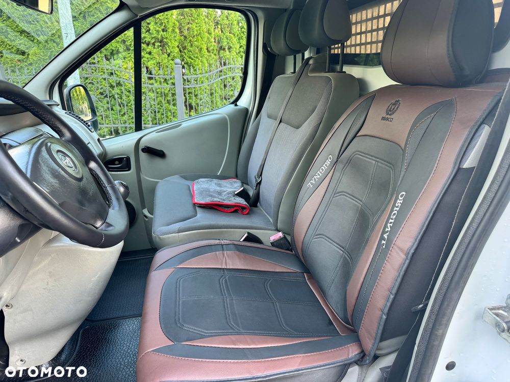 Opel Vivaro - 19
