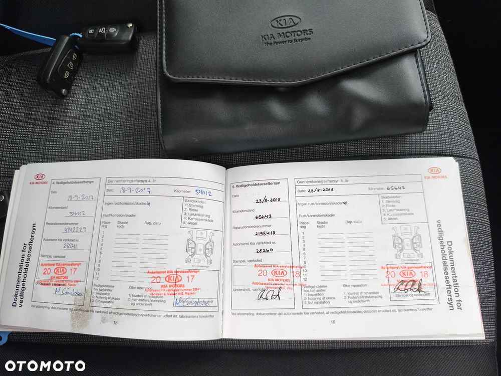 Kia Venga 1.4 CRDi 90 Attract - 23