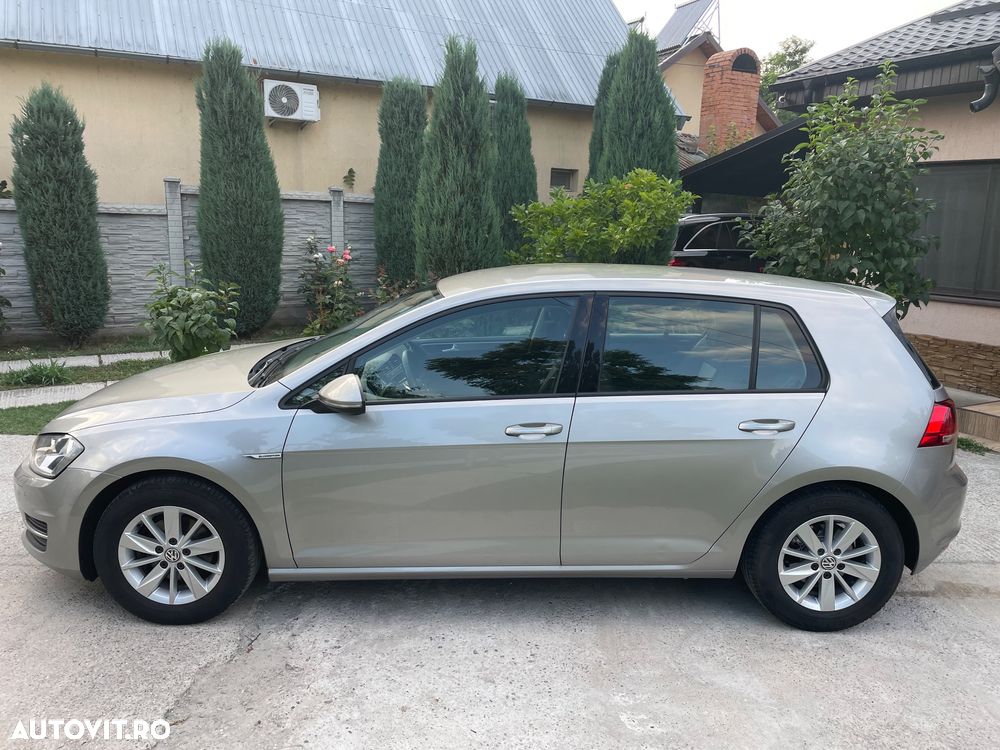Volkswagen Golf - 3