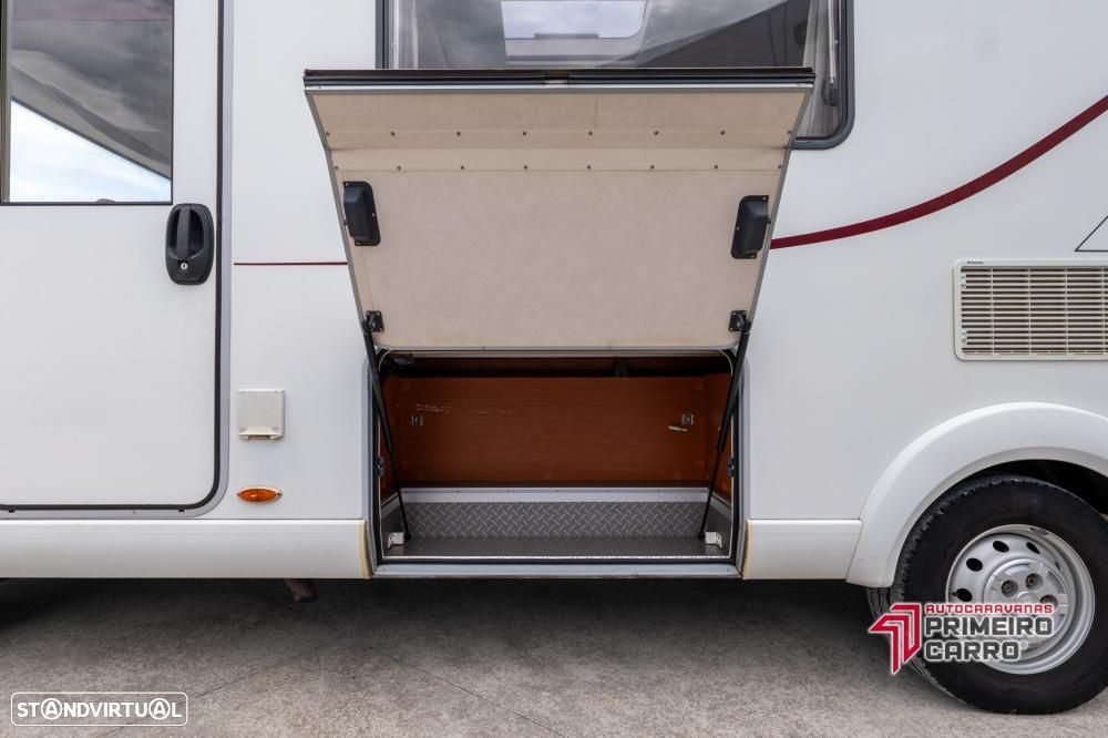 Hymer Classe B sala grande - 29