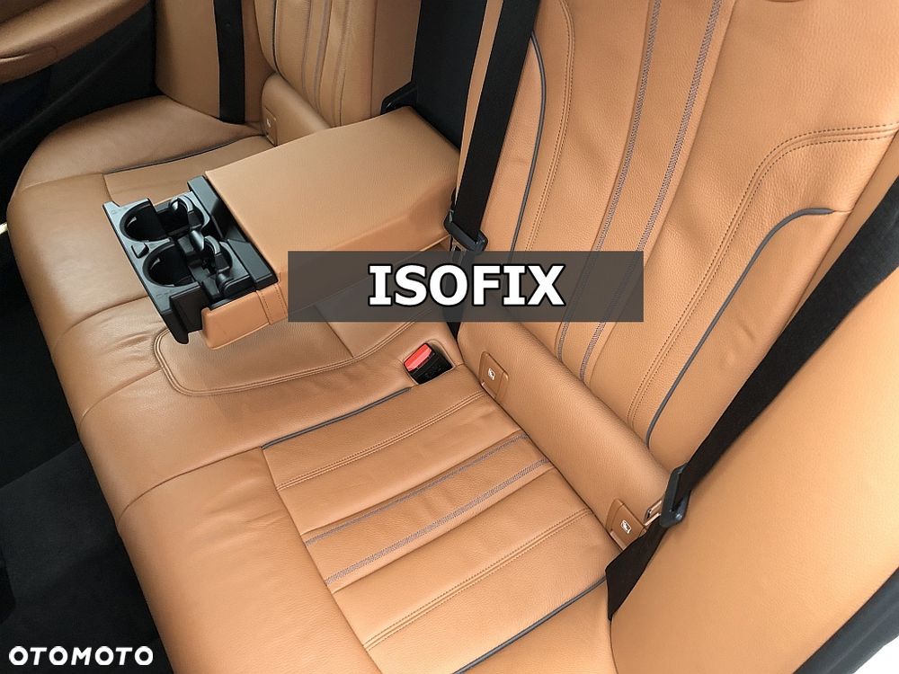 BMW Seria 5 520i GPF Luxury Line sport - 32